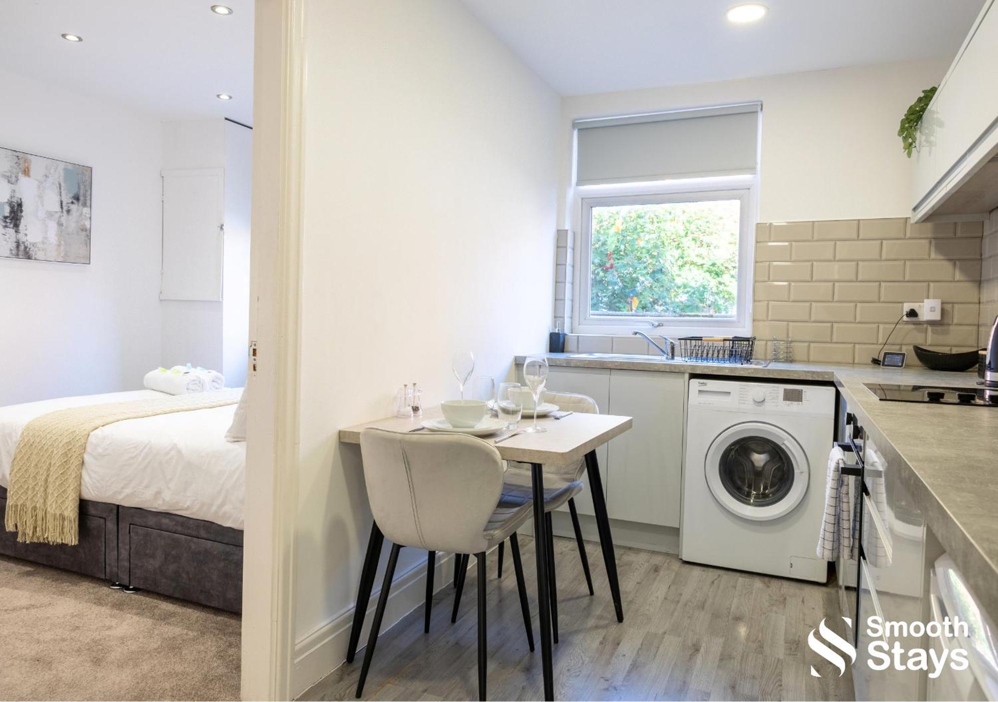 One Bedroom Apartment At Smooth Stays Short Lets & Serviced Accommodation Preston With Parking Near Train Station Extérieur photo