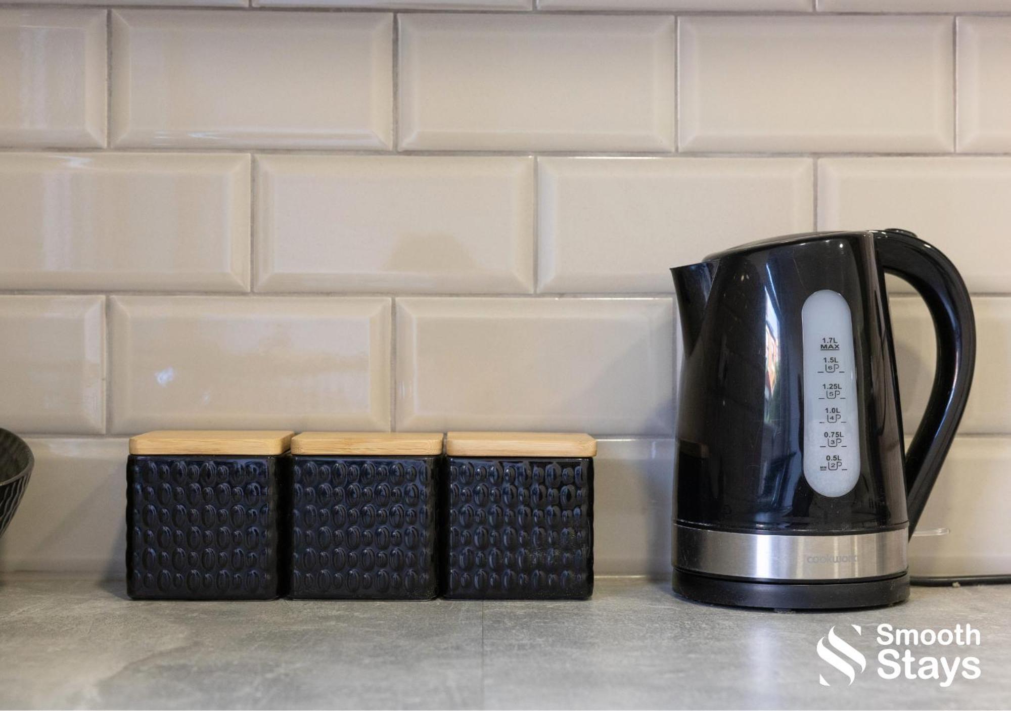 One Bedroom Apartment At Smooth Stays Short Lets & Serviced Accommodation Preston With Parking Near Train Station Extérieur photo